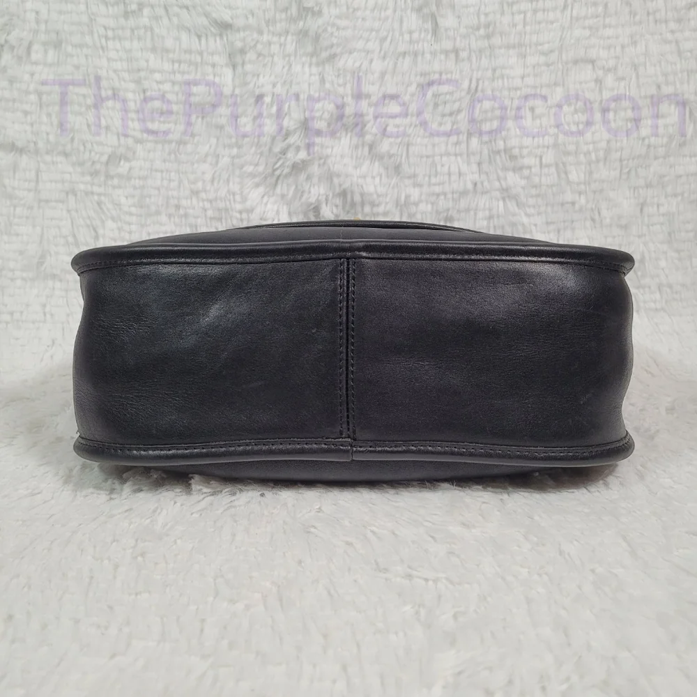 SOLD!!! Black Vintage Coach City Bag #9790 - Picture 5 of 9